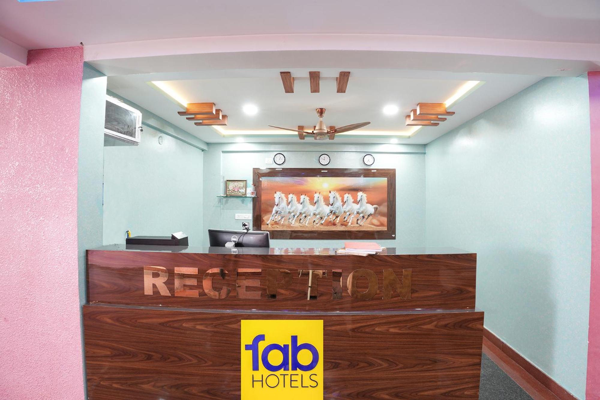 Fabhotel A White Pearl Suites - Kempegowda International Airport Settahalasur Exterior photo